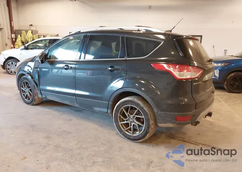 2014 Ford Escape Titanium z USA, uszkodzony, nr VIN 1FMCU9J96EUE11367